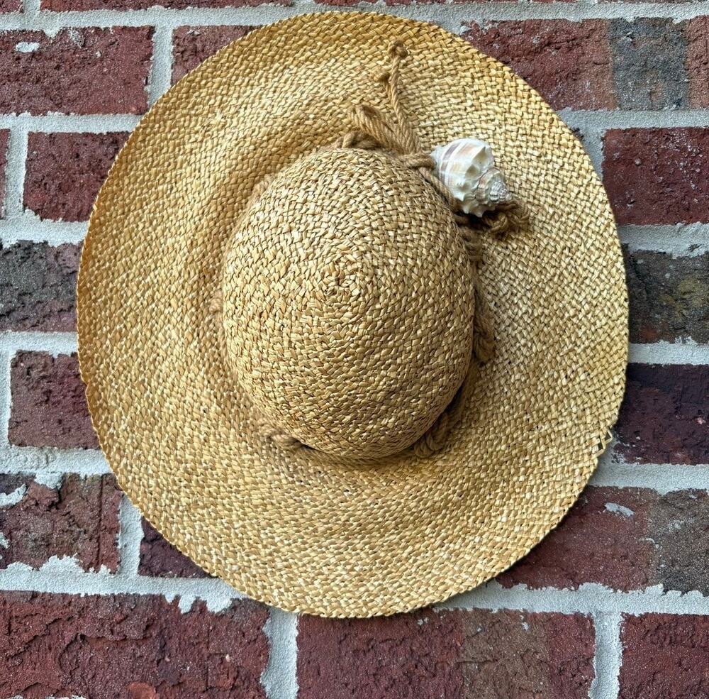 Vintage Olive Branch Woven Straw Sun Hat Shell Accent Tan Size M - Picture 1 of 6